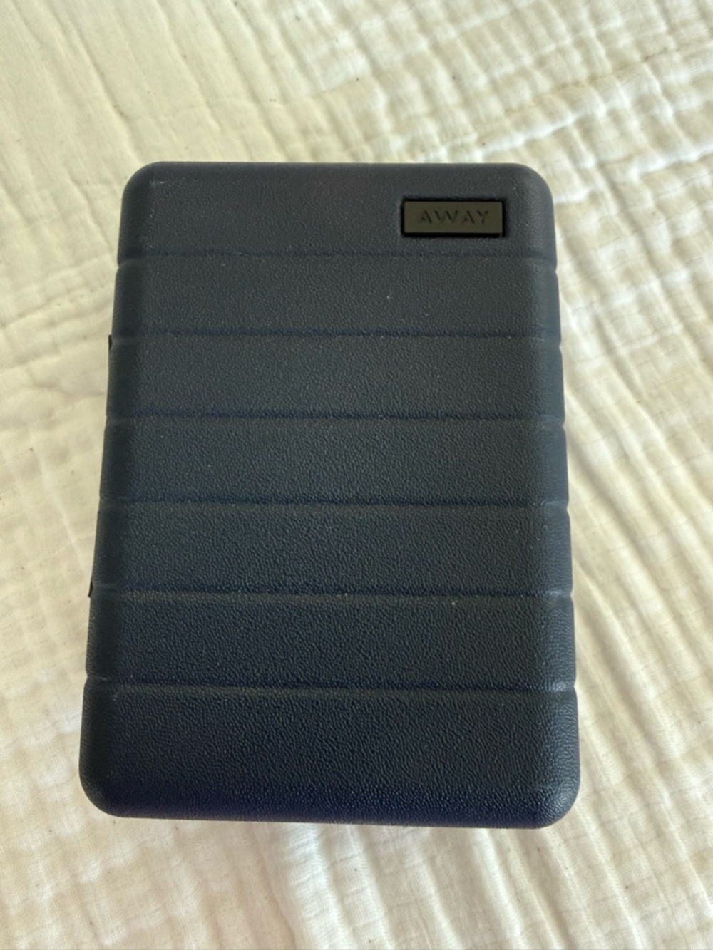 NEW AWAY x Sunday Riley United Polaris Amenities Kit